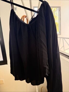 Zara Black asymmetric Off-one Shoulder Top